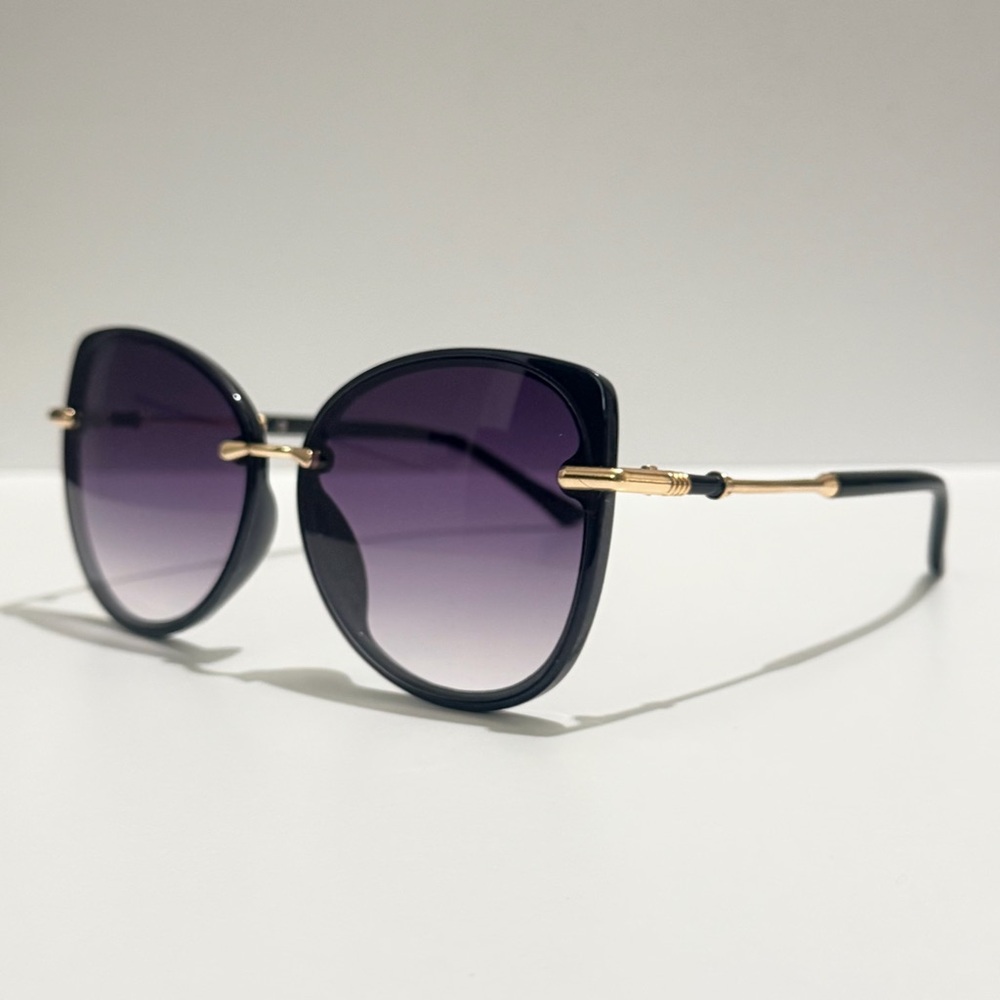 🍒3/$30 New Vintage-Inspired Cat Eye Sunglasses